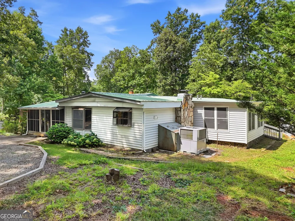 370 Thompson LN Jasper, GA 30143