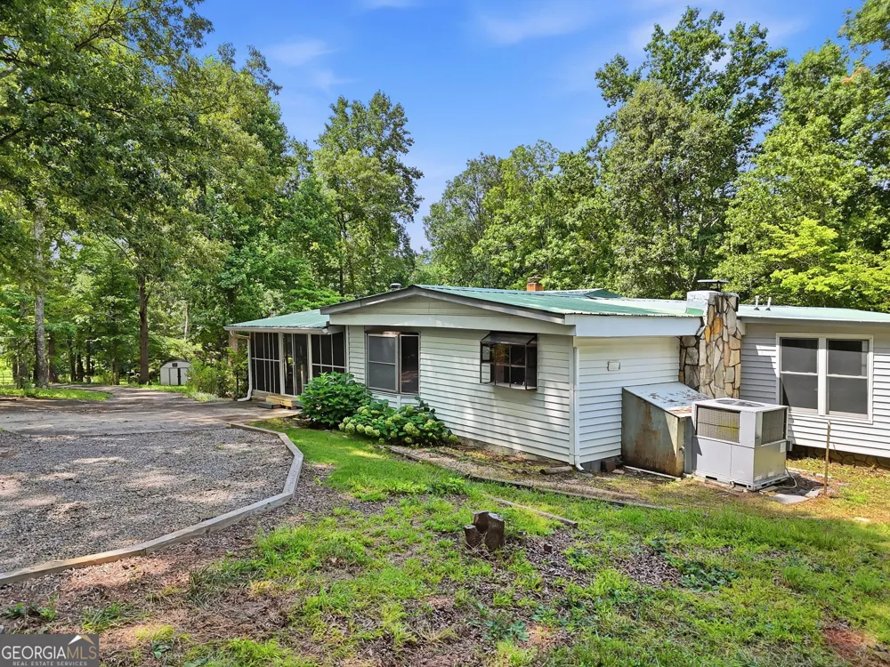 370 Thompson LN Jasper, GA 30143