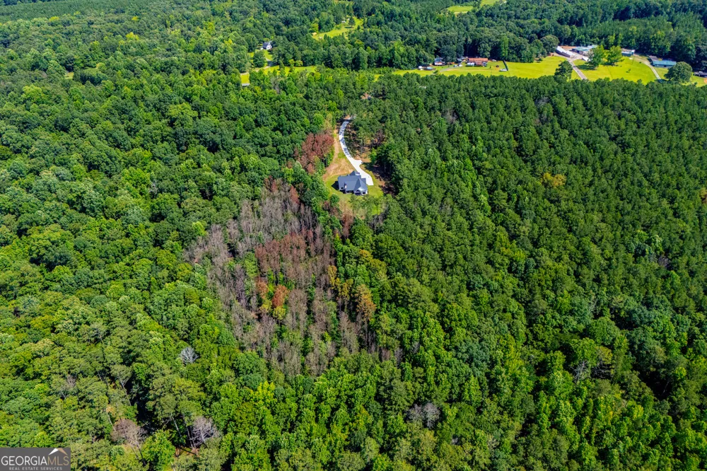 1800 Hutcheson Ferry RD Whitesburg, GA 30185