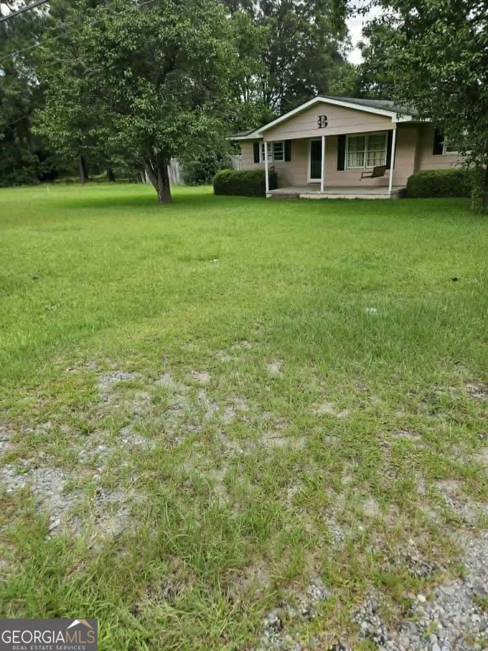 168 Lakeview Church RD Cochran, GA 31014