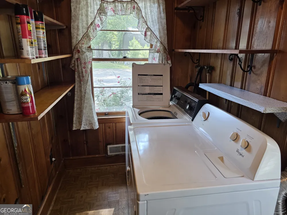 126 East Side Tallapoosa, GA 30176