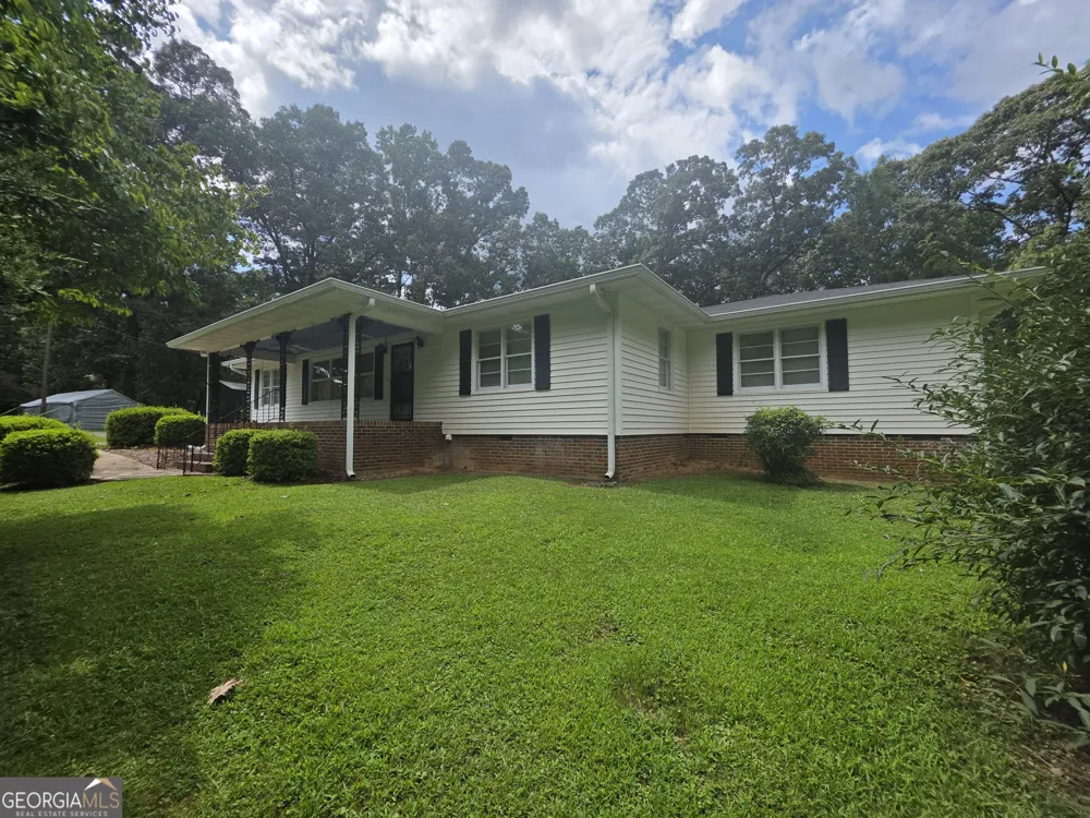 126 East Side Tallapoosa, GA 30176