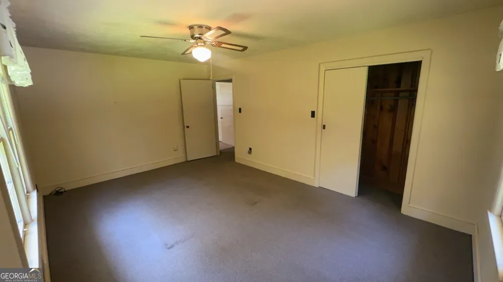 126 East Side Tallapoosa, GA 30176
