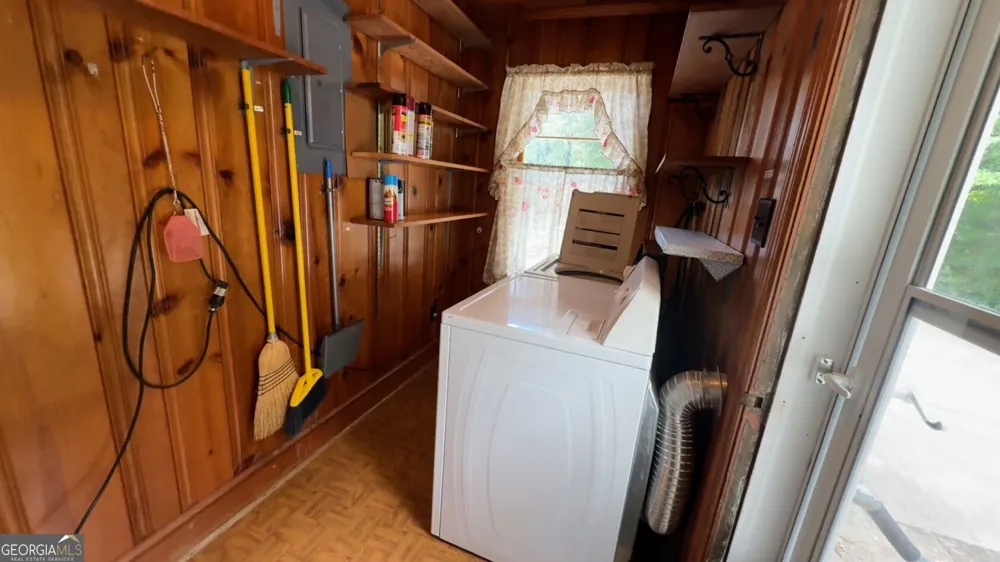 126 East Side Tallapoosa, GA 30176