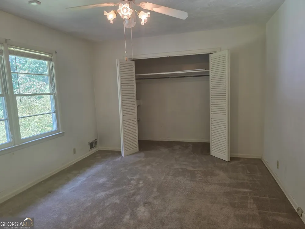 126 East Side Tallapoosa, GA 30176