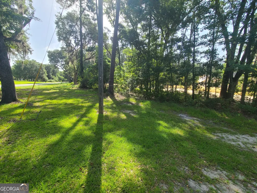 160 Conaway RD Bloomingdale, GA 31302