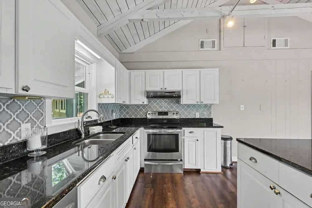 48 Little Bear TRL Sky Valley, GA 30537