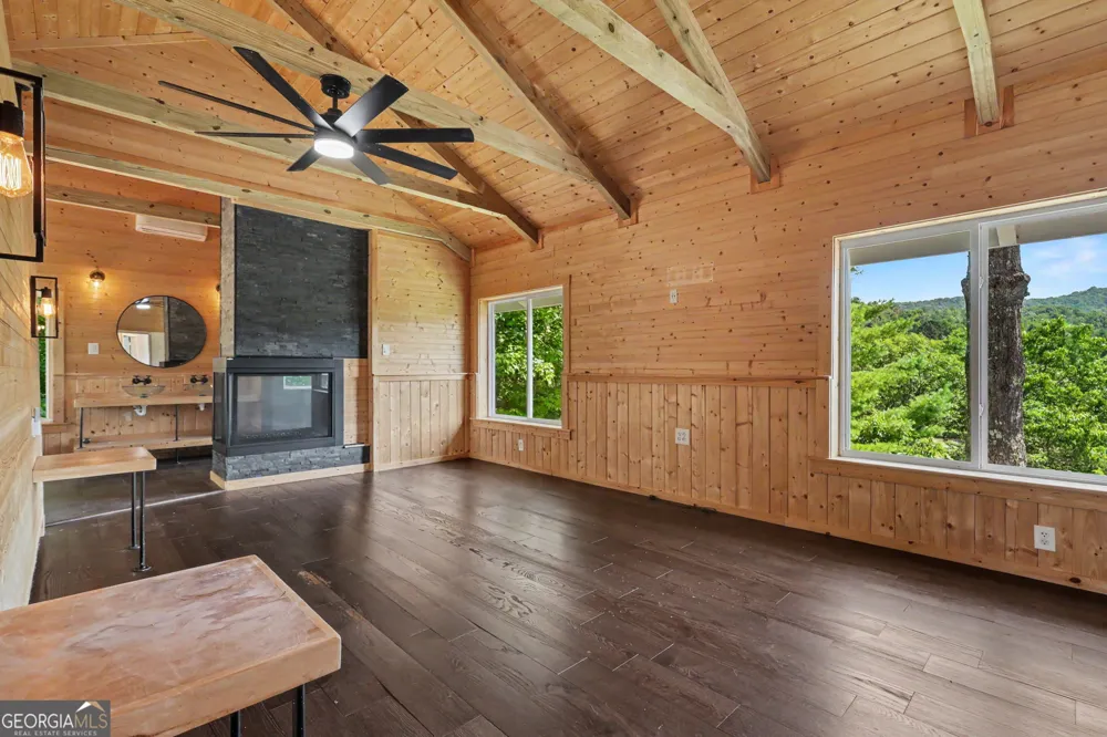 48 Little Bear TRL Sky Valley, GA 30537