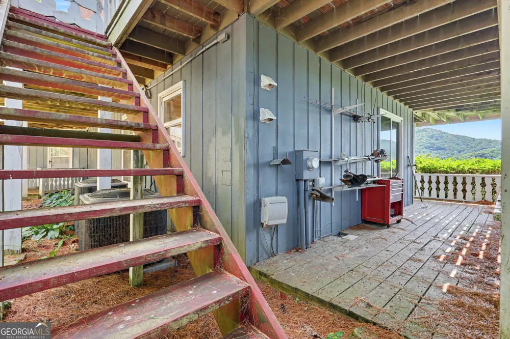 48 Little Bear TRL Sky Valley, GA 30537
