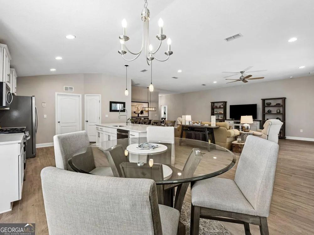112 Angler LN St. Marys, GA 31558