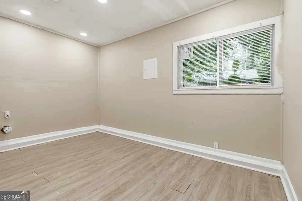 8227 Englewood TRL Riverdale, GA 30274