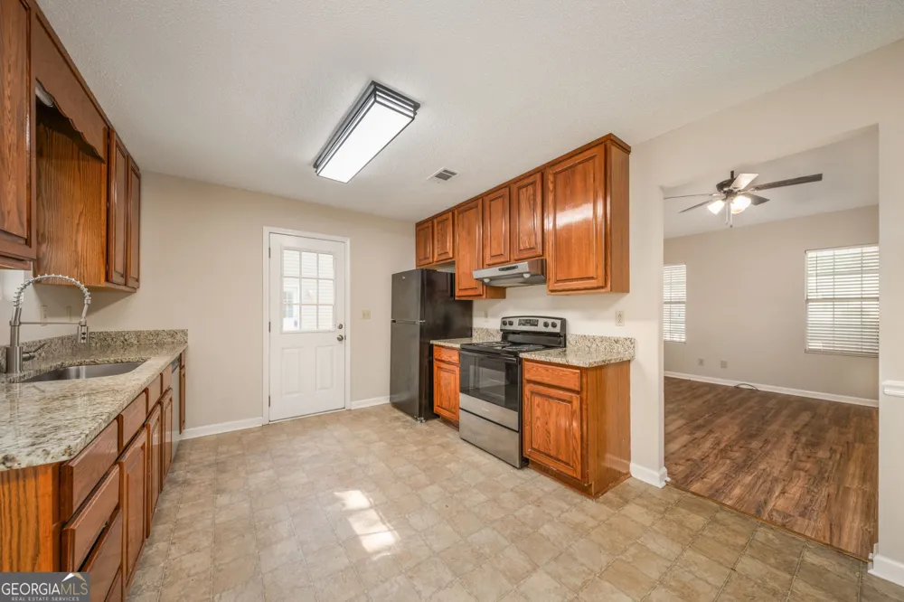 536 Loblolly LN Macon, GA 31220
