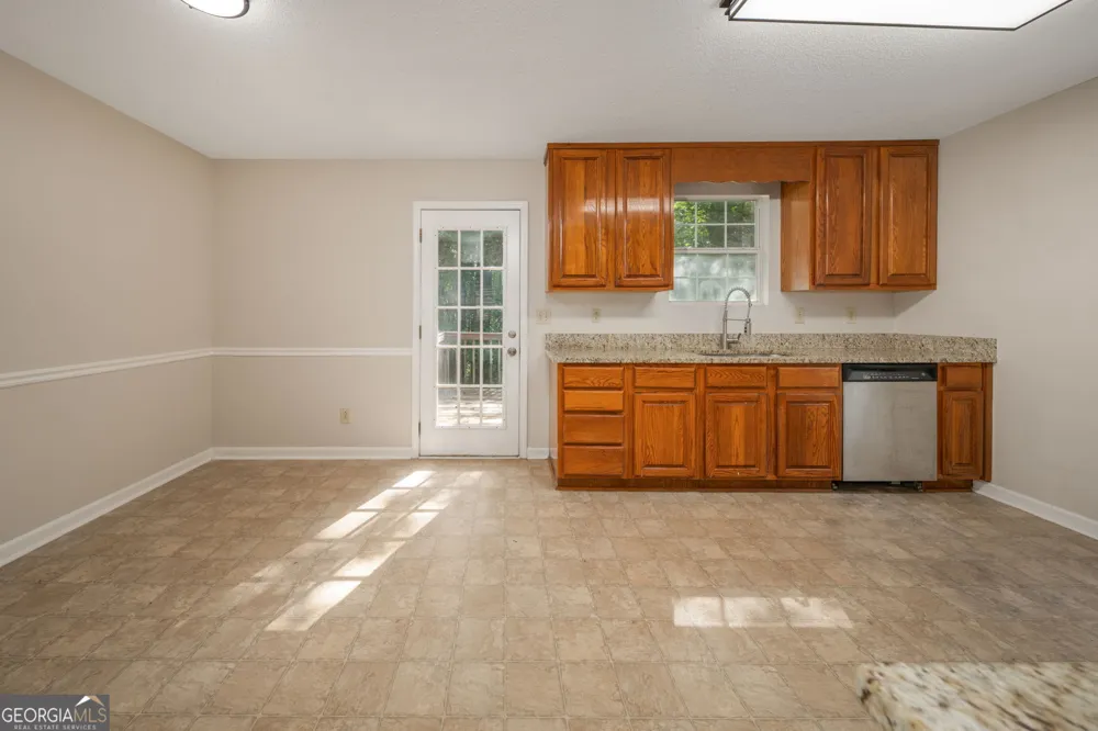 536 Loblolly LN Macon, GA 31220