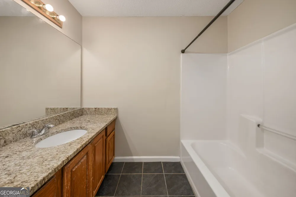 536 Loblolly LN Macon, GA 31220
