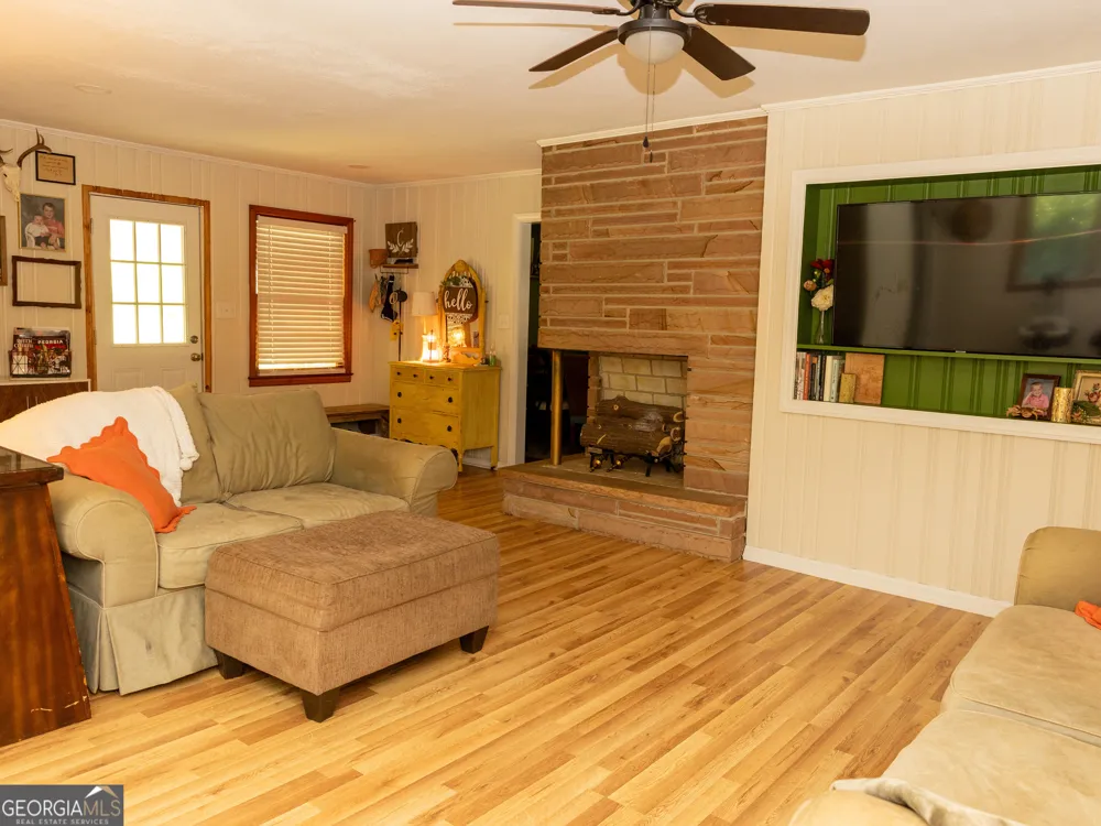 403 Ridgecrest DR Elberton, GA 30635