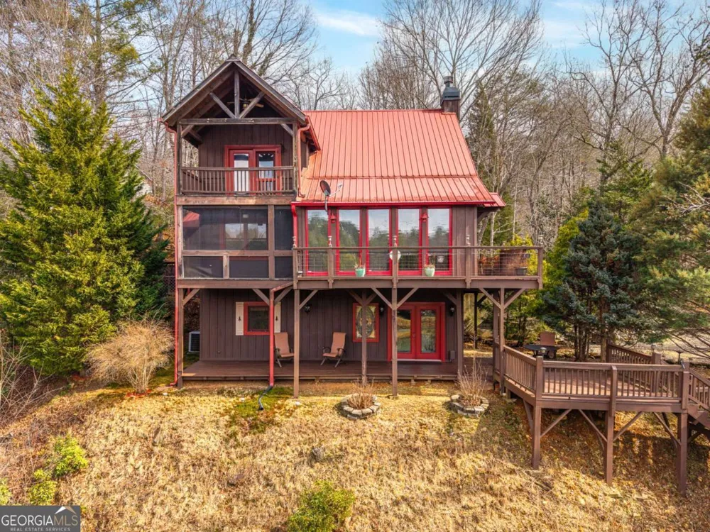 246 Adams CIR Mineral Bluff, GA 30559