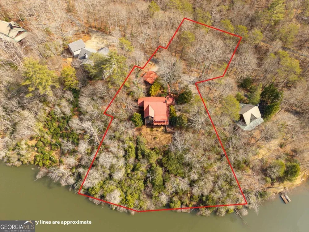 246 Adams CIR Mineral Bluff, GA 30559