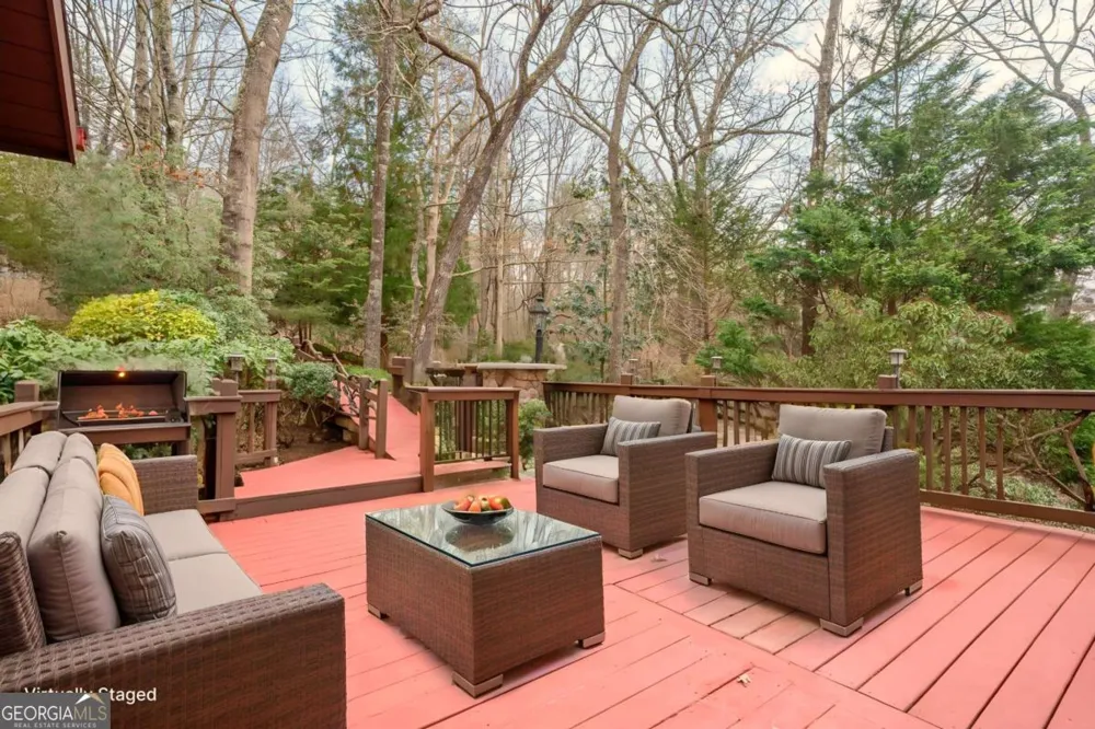 246 Adams CIR Mineral Bluff, GA 30559