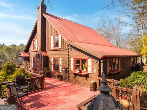 246 Adams CIR
