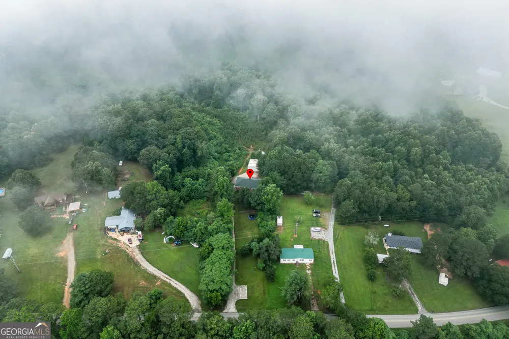 3845 Level Grove RD Cornelia, GA 30531
