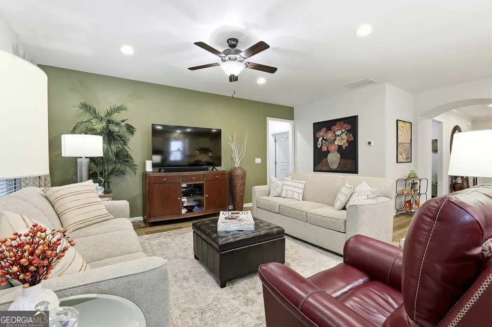 213 Florence RD Peachtree City, GA 30269
