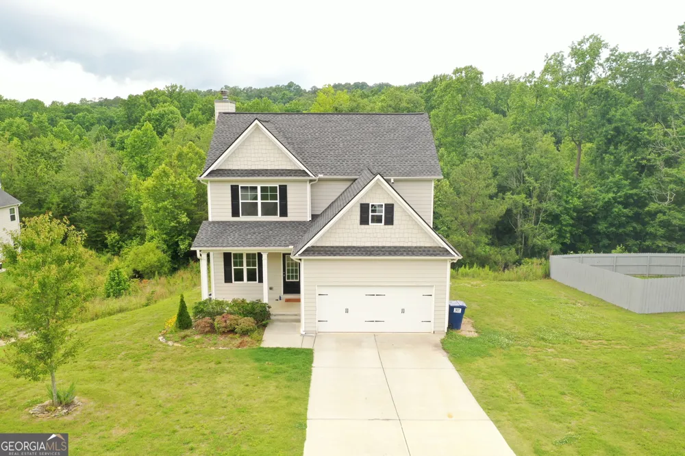 987 Soapstone DR Cornelia, GA 30531