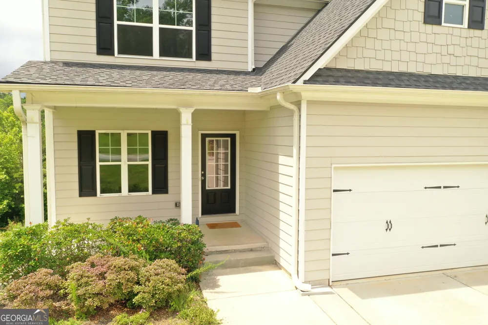 987 Soapstone DR Cornelia, GA 30531