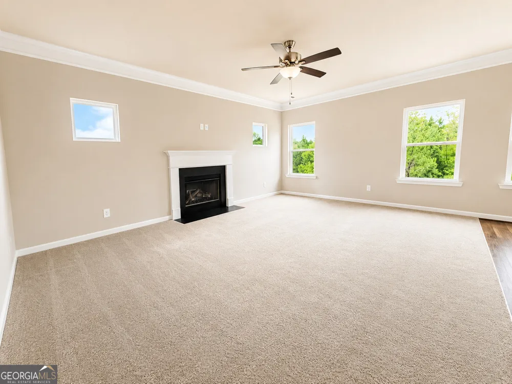 987 Soapstone DR Cornelia, GA 30531