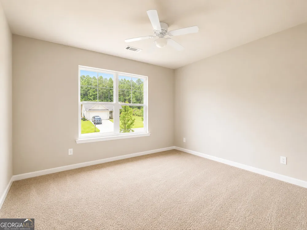 987 Soapstone DR Cornelia, GA 30531
