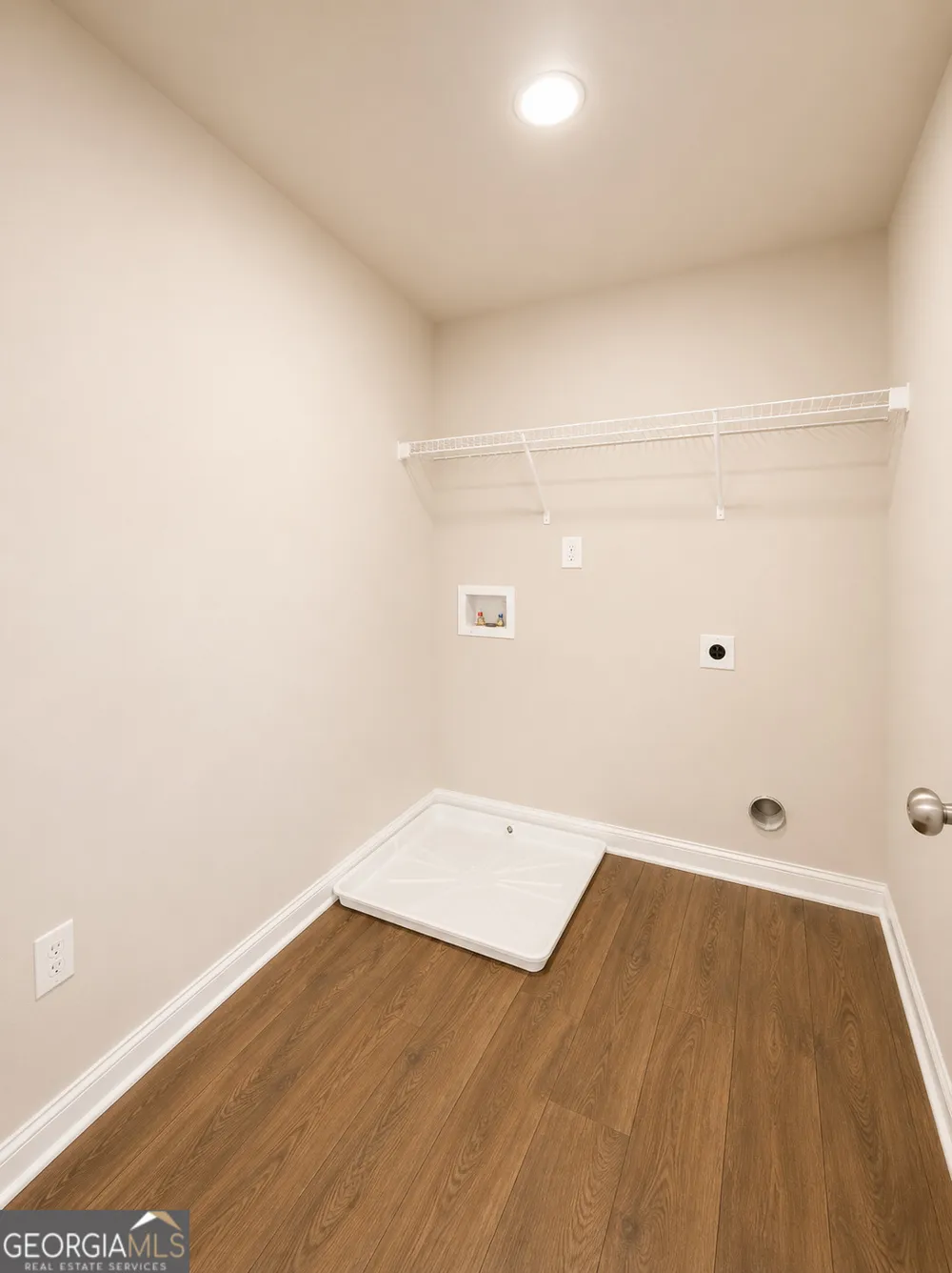 987 Soapstone DR Cornelia, GA 30531