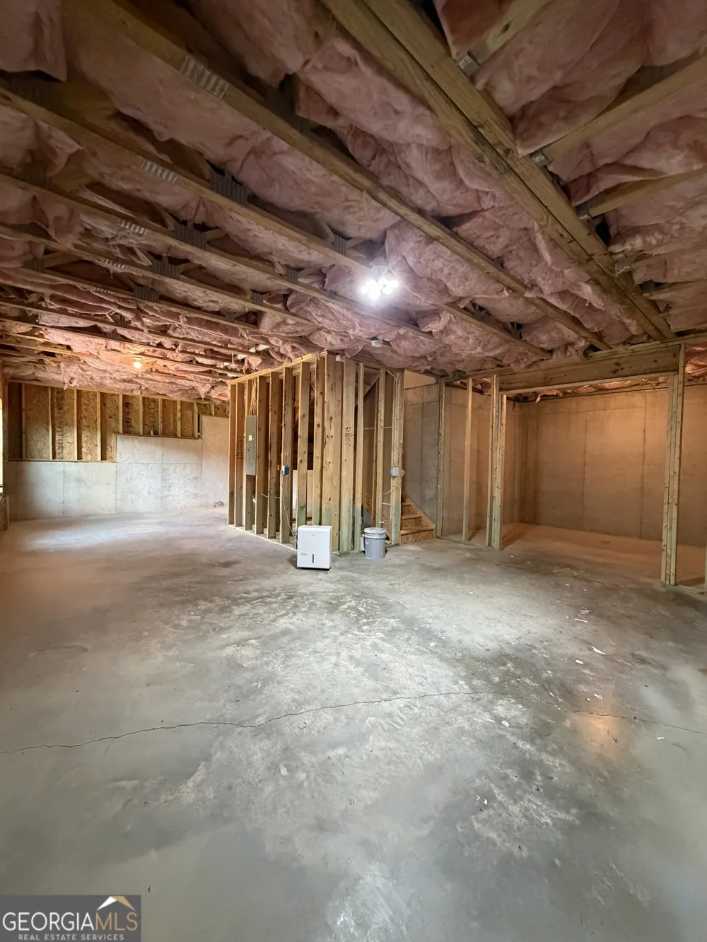 987 Soapstone DR Cornelia, GA 30531