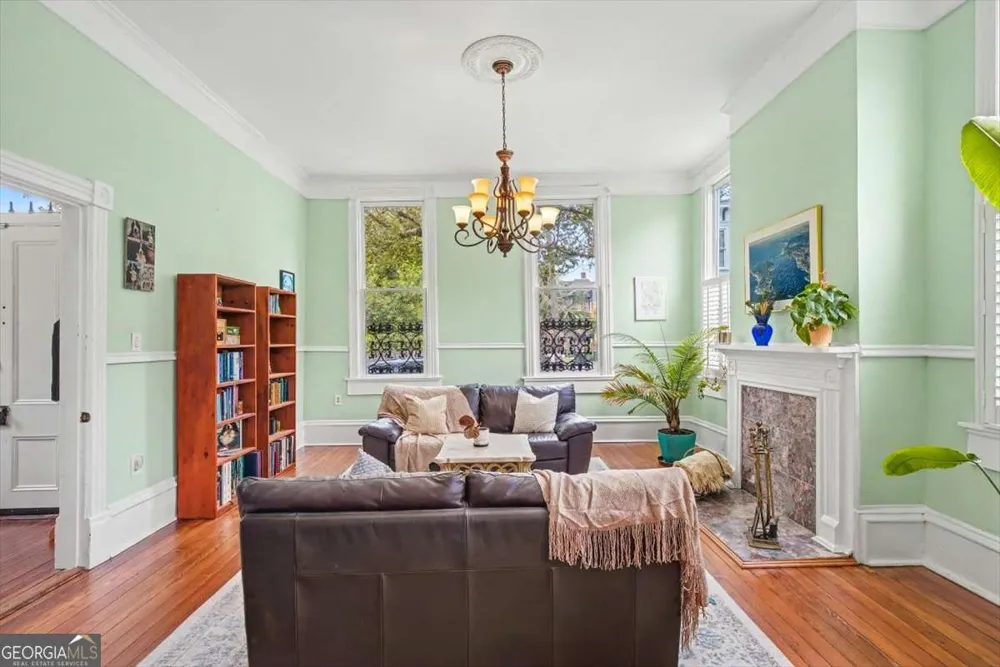 1007 Lincoln ST Savannah, GA 31401