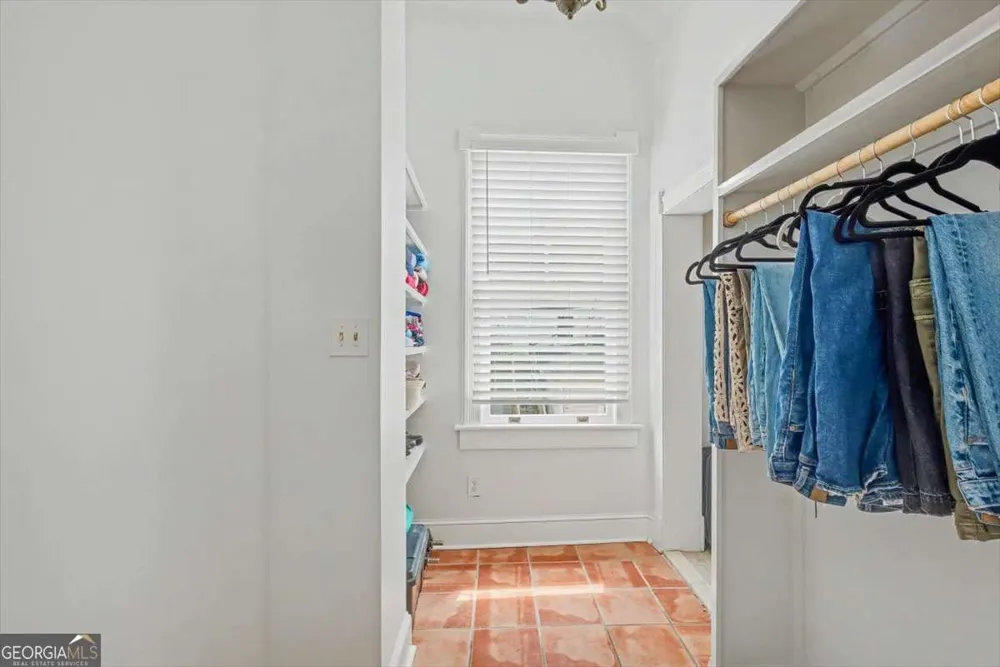 1007 Lincoln ST Savannah, GA 31401