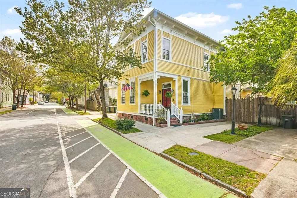 1007 Lincoln ST Savannah, GA 31401