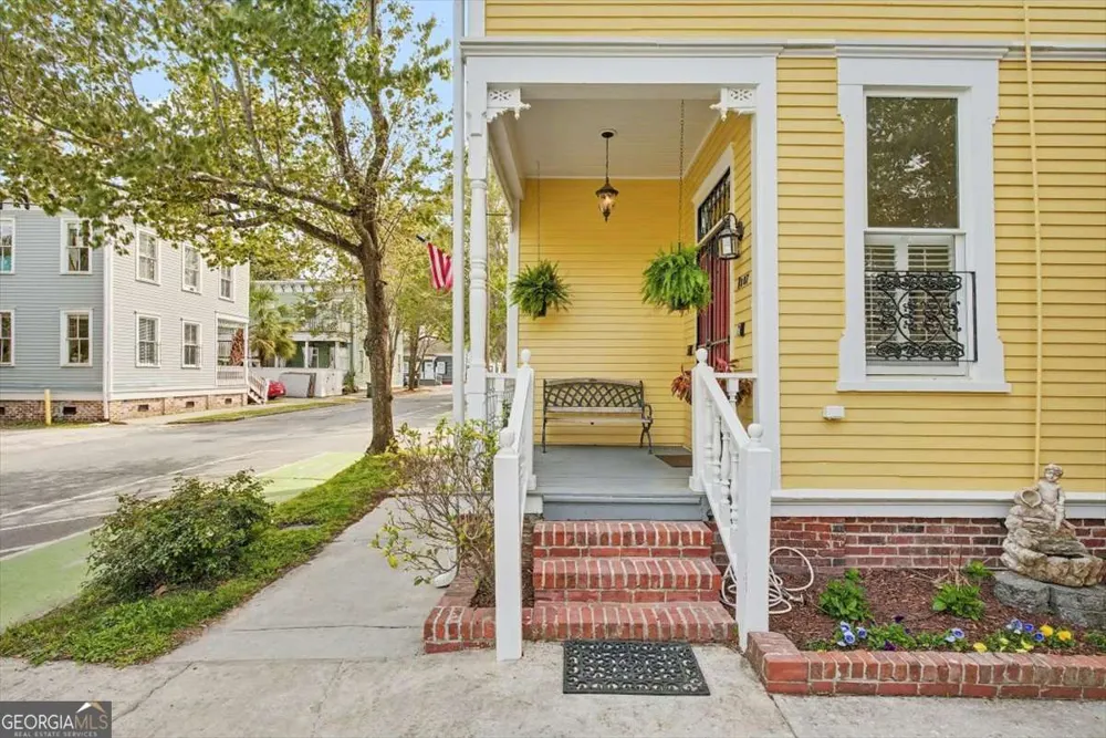 1007 Lincoln ST Savannah, GA 31401