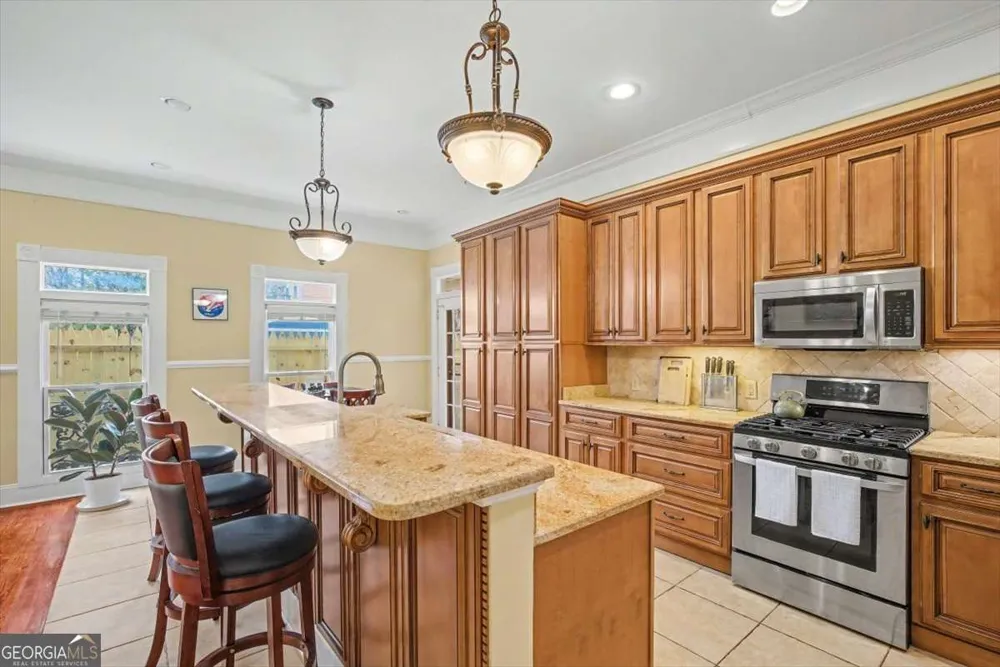 1007 Lincoln ST Savannah, GA 31401