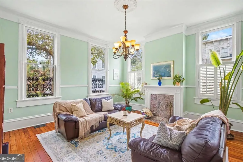 1007 Lincoln ST Savannah, GA 31401