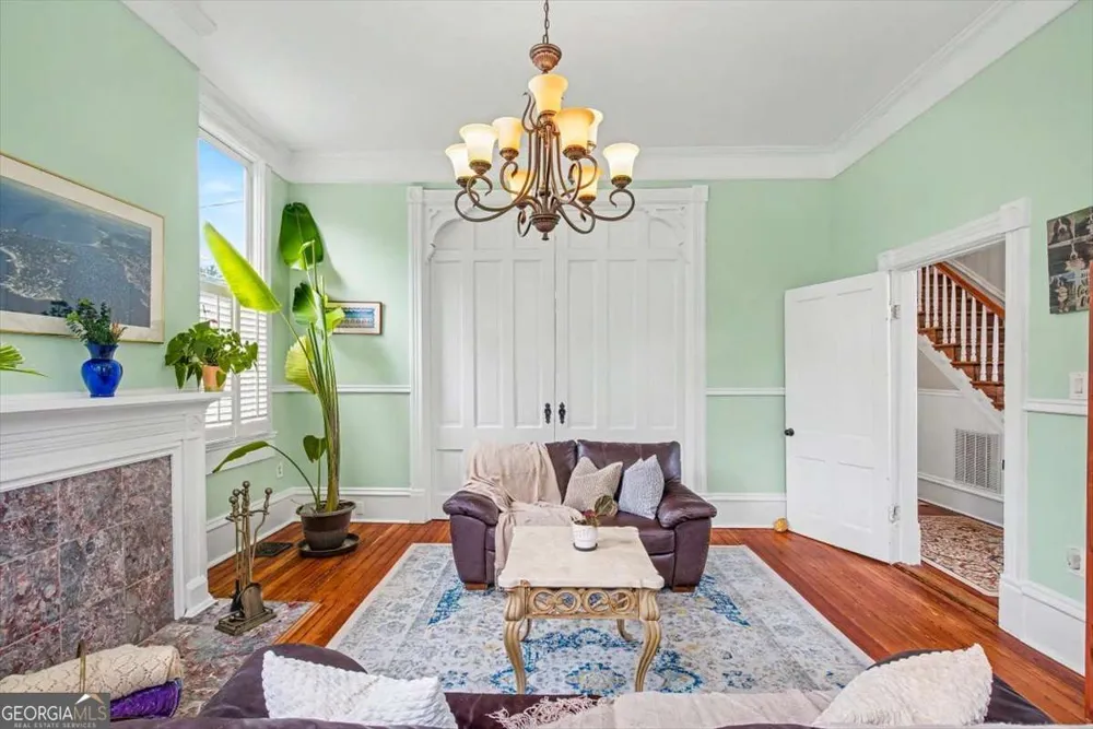 1007 Lincoln ST Savannah, GA 31401