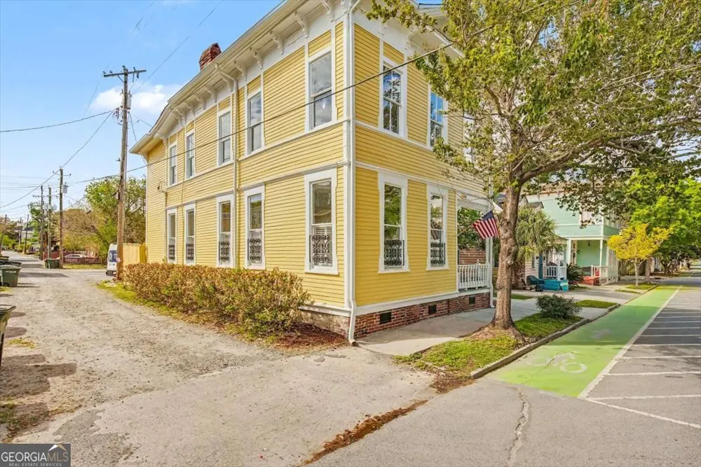 1007 Lincoln ST Savannah, GA 31401