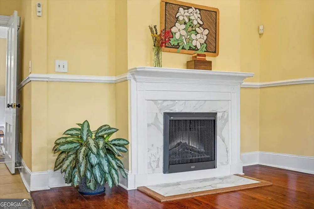 1007 Lincoln ST Savannah, GA 31401