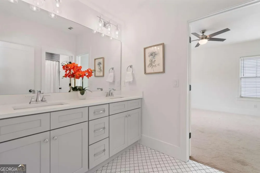 427 Nesbit ST Norcross, GA 30071