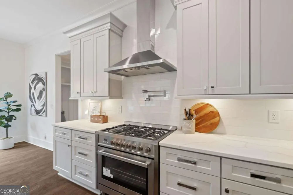 427 Nesbit ST Norcross, GA 30071