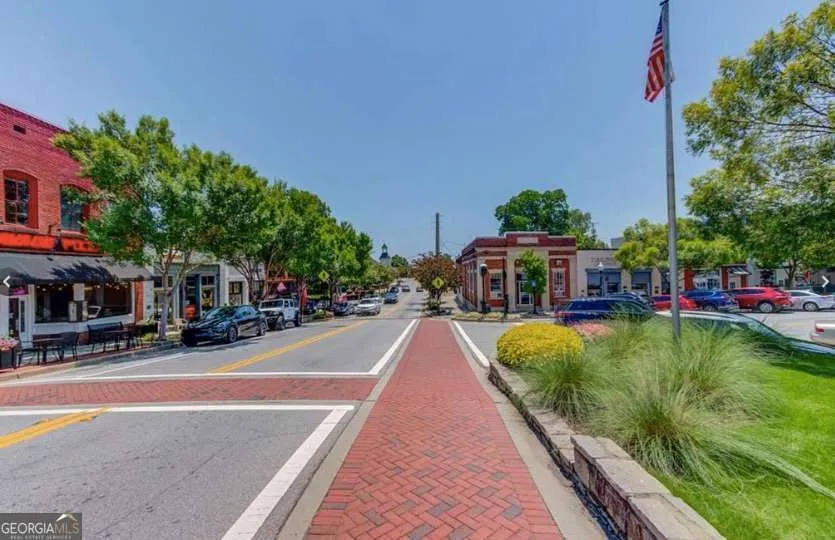 427 Nesbit ST Norcross, GA 30071
