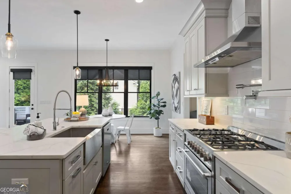427 Nesbit ST Norcross, GA 30071