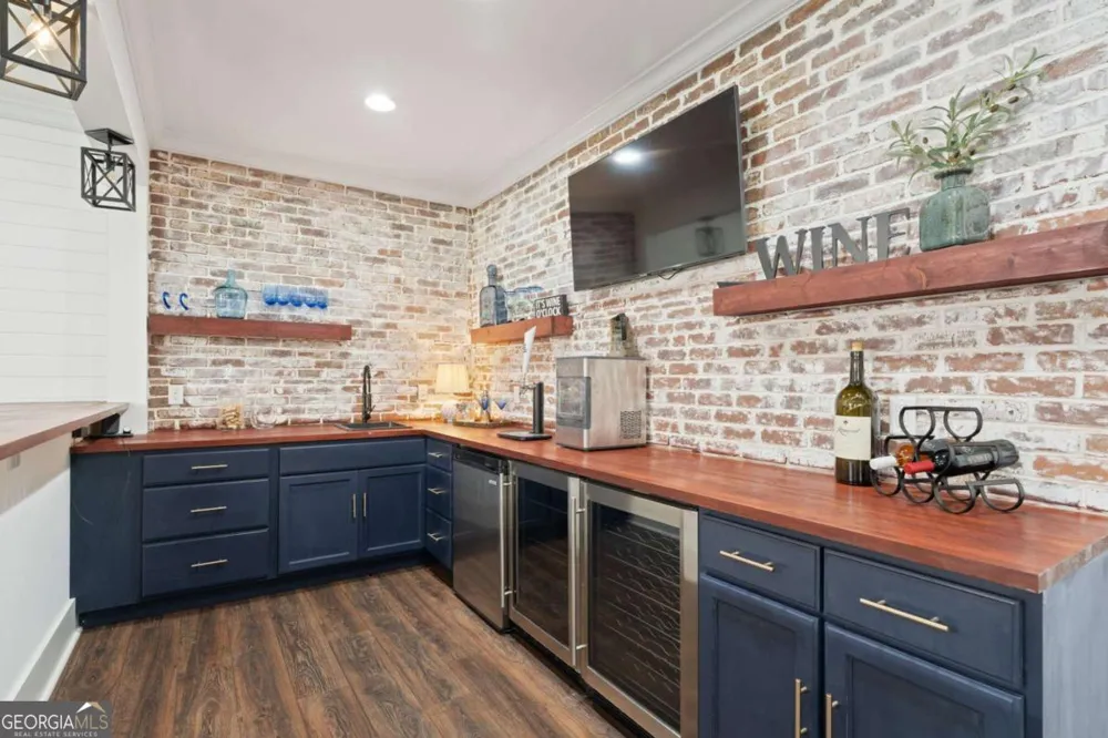 427 Nesbit ST Norcross, GA 30071