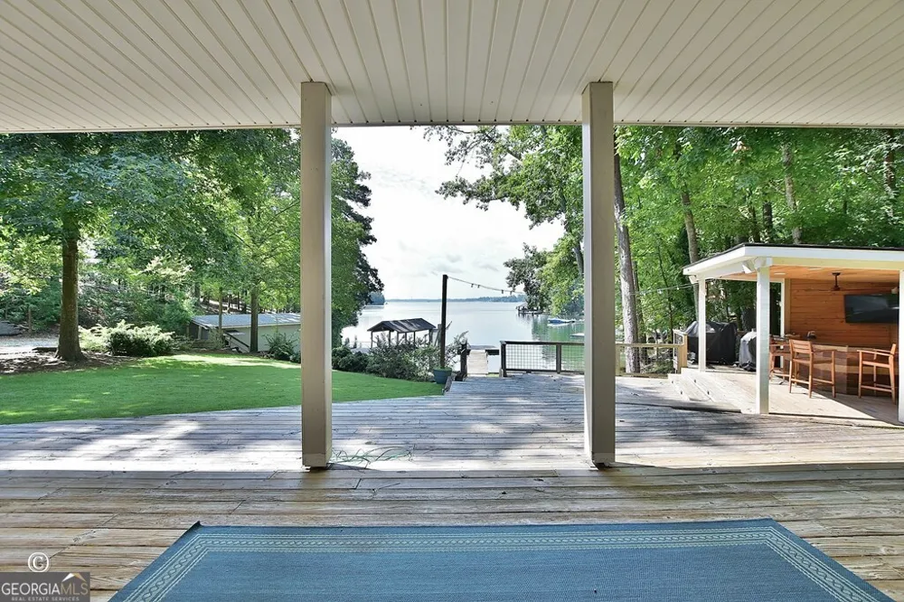 233 Pinetree RD Hamilton, GA 31811