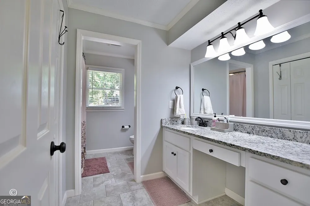233 Pinetree RD Hamilton, GA 31811