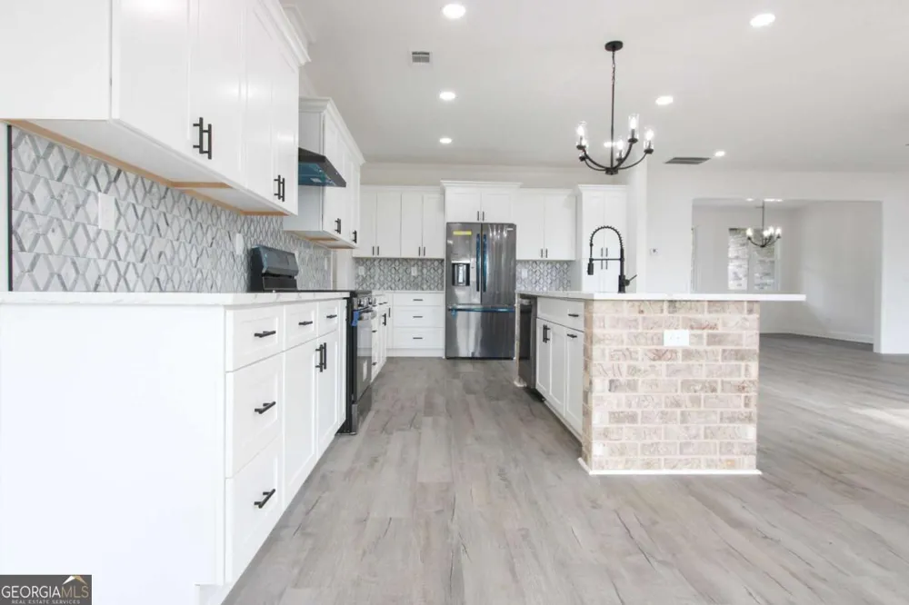 357 Bagley RD Forsyth, GA 31029