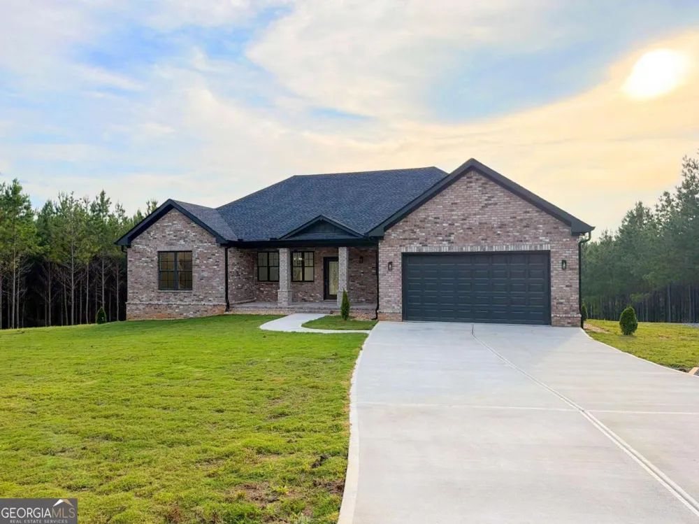 357 Bagley RD Forsyth, GA 31029