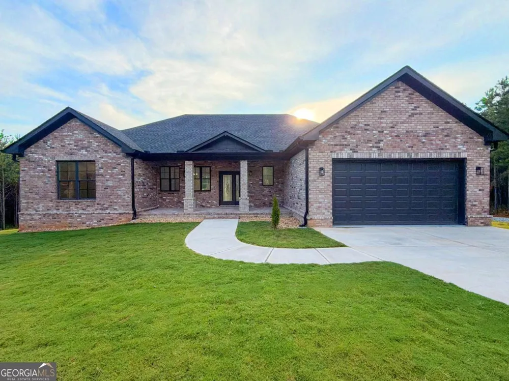 357 Bagley RD Forsyth, GA 31029